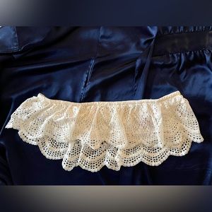 NWT Victoria’s Secret Bandeau bralette size L